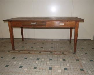 Farmhouse table chestnut