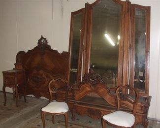 Louis XV style rocaille bedroom Suite walnut