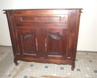 Louis XV style buffet bas/2 door oak