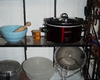 kitchen appliances, bowls, kitchen