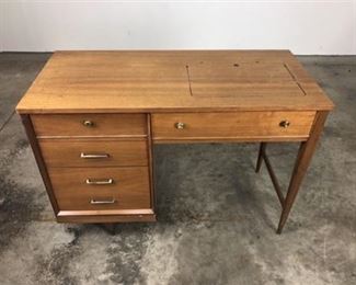 Mid Mod Sewing Desk w Sewing Machine