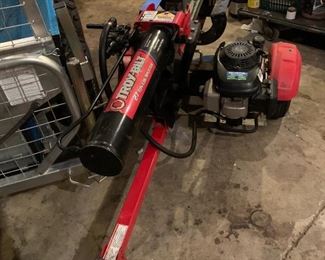 Troy-Bilt 27 Ton Log Splitter