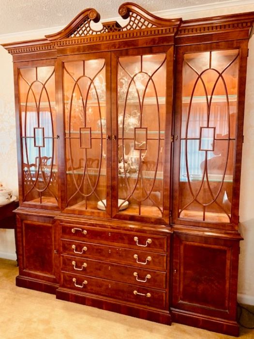 Henredon Rittenhouse Square Breakfront