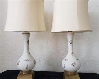 Vintage Lamps https://ctbids.com/#!/description/share/320559