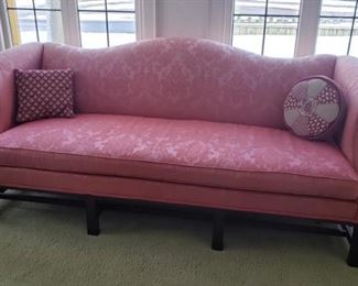 Hickory Chair Fine Furniture Sofa https://ctbids.com/#!/description/share/320558