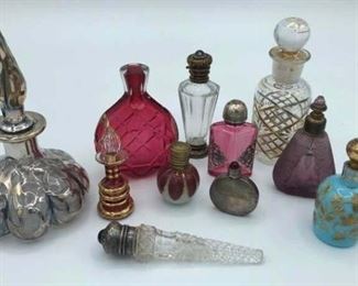 Vintage Perfume Bottles #2 https://ctbids.com/#!/description/share/321794