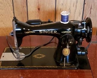Antique Singer Sewing Machine-Electric https://ctbids.com/#!/description/share/321670