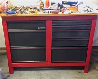 Spacious Craftsman tool chest