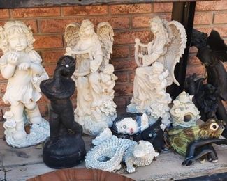 Yard statues 