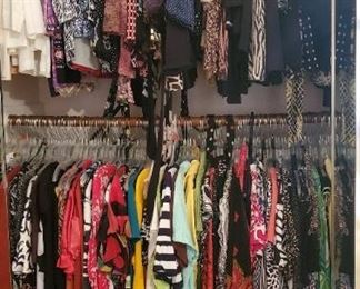 Size medium petite to large petite 