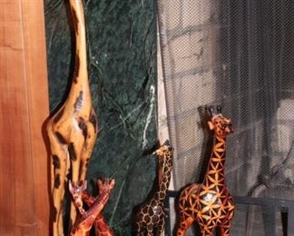 Giraffe Statuary