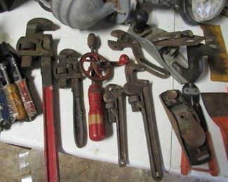 Hundreds & hundreds of tools