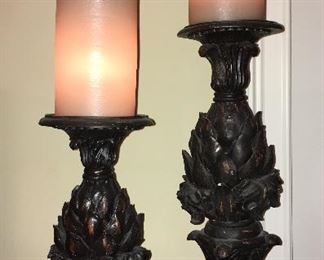 Pineapple candle holders with battery run candles