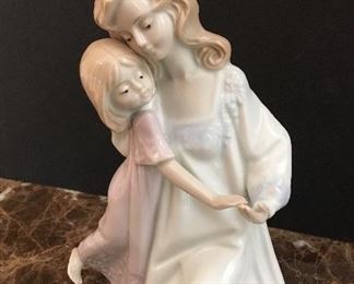 Vintage Paul Sebastian mother & daughter figurine