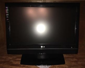 LG 20" flatscreen tv