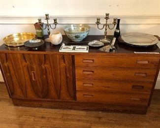 Mid-Century Modern credenza or buffet