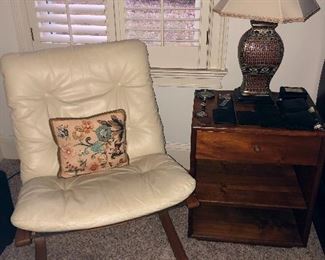 Original Siesta Chair with original booklet, Night Stand Kipp Stewart for Drexel