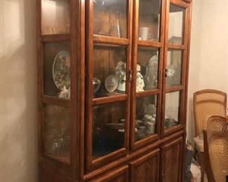 china cabinet that matches the dining room table