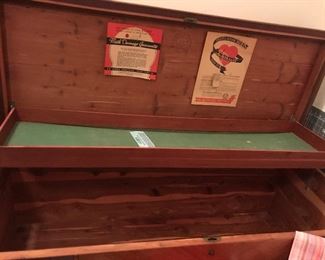 inside of the Roos cedar chest