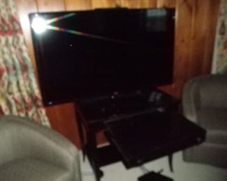 FLAT SCREEN TV
