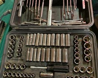 Craftsman tool set in case