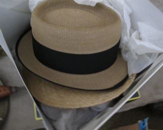 Dobbs hat