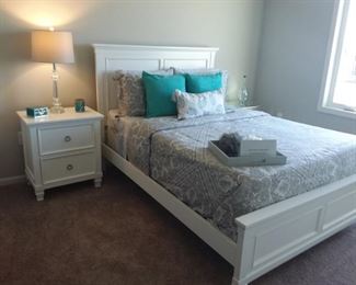 NEW-Girls twin bed room set with head/footboard, mattress and box springs, pink night stand and white chest of drawers and dresser and mirror.