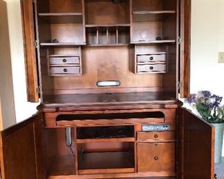 Computer Desk/Armoire