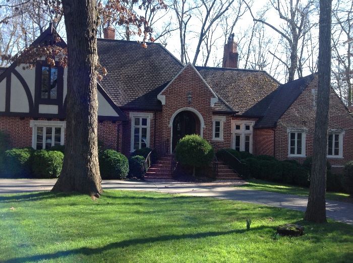 Stately Estate by Jan Robbins Durr in Charlotte, NC starts on 2/13/2020