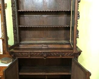 ANTIQUE GERMAN BLACK FOREST HAND CARVED FIGURAL OAK HUNT COURT TWO PIECE STEP BACK BOOKCASE