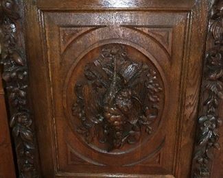 ANTIQUE GERMAN BLACK FOREST HAND CARVED FIGURAL OAK HUNT COURT TWO PIECE STEP BACK BOOKCASE