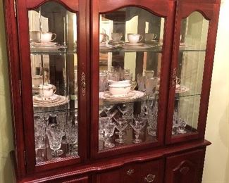 LIGHTED CHINA CABINET HUTCH