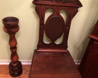 ANTIQUE HALL CHAIR w/STORAGE