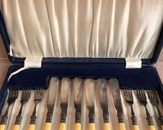 SILVER PLATE FLATWARE w/BAKELITE HANDLES