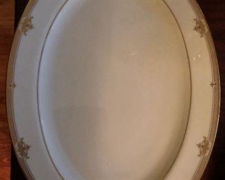LENOX "REPUBLIC" OVAL SERVING PLATTER