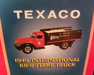 TEXACO 1949 INTERNATIONAL KB-8 STAKE TRUCK