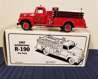 R-190 FIRETRUCK 1957 BY FIRST GEAR * NEW IN BOX LIVE OUT OF STATE? TALK TO US ABOUT SHIPPING THIS OR ANY OTHER ITEM IN THIS AUCTION!