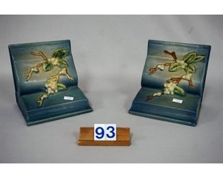 Roseville Snowberry Bookends