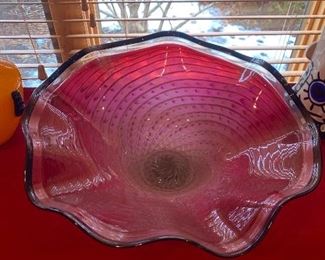 A beautiful la chaussee blown glass bowl.