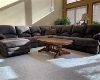 RECLINER SECTIONAL