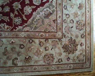 Persian Inspired Design 100% Wool Hand Twisted Heritage Hall Collection
7' 9" x 9' 9"
