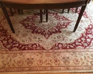 Persian Inspired Design 100% Wool Hand Twisted Heritage Hall Collection
7' 9" x 9' 9"