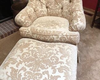 Club Chair Custom Upholstery
Sherrill Furniture Company