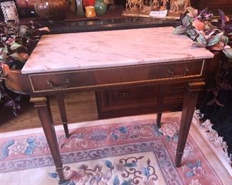 Marble Top Table
Weiman Furniture
used in Movie "Heart of Dixie" 1989