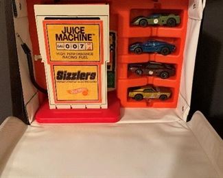 1960's Hot Wheels RED LINE Cars "Juice Machine" with Case