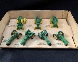 1960 Ertl - John Deere Die Cast Toy Tractor Set