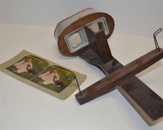 Antique Victorian Stereo Viewer Toy