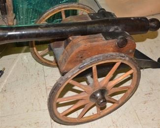 Antique Civil war Functioning Canon