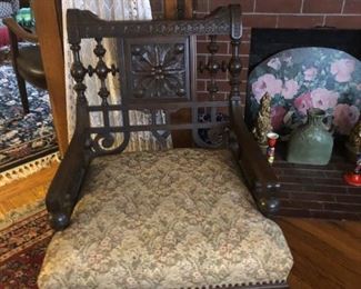 Victorian Wide Seat Chair