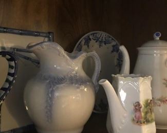 Tea & Coffee Pots , Pitchers